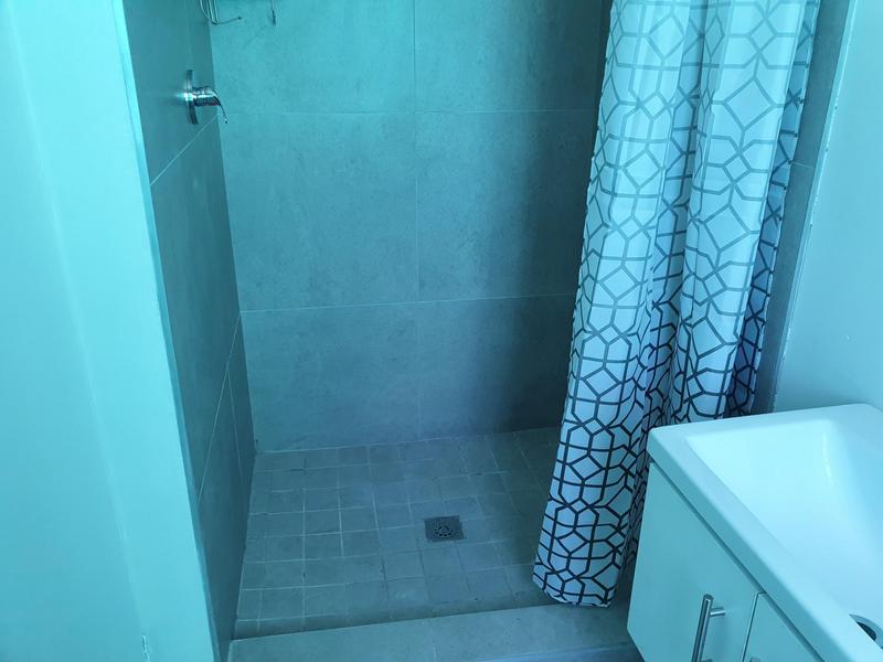 1 Bedroom Property for Sale in Woodstock Western Cape